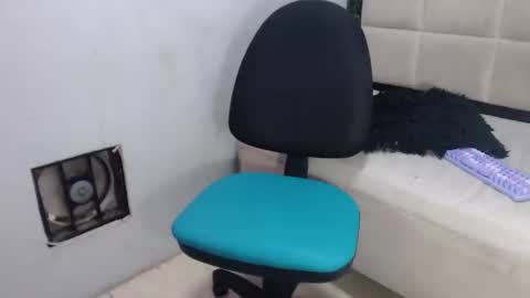 Snapshot of hellen_queensex chatting on February 3, 2025, 6:07 pm hellen_queensex online show from February 3, 2025, 6:07 pm