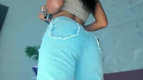 Snapshot of hellen_sky_ chatting on January 10, 2026, 7:04 pm hellen online show from January 10, 2026, 7:04 pm