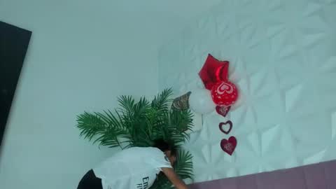 Snapshot of hellen_sky_ chatting on February 14, 2026, 7:10 pm hellen online show from February 14, 2026, 7:10 pm