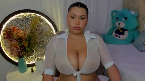 Snapshot of hellenamazing chatting on February 24, 2026, 3:26 am hellenamazing online show from February 24, 2026, 3:26 am