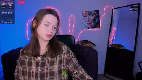 Helli online show from January 18, 2026, 8:34 pm