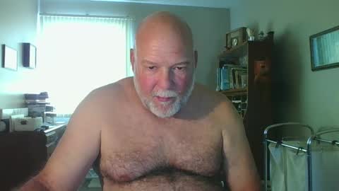 Snapshot of helloforfun111 chatting on October 1, 2025, 6:36 pm helloforfun111 online show from October 1, 2025, 6:36 pm