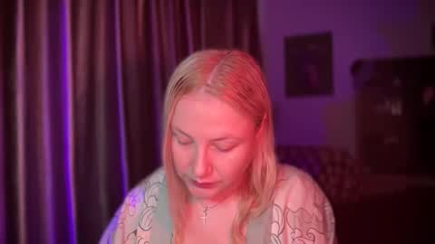 Snapshot of hellyriddle chatting on December 20, 2025, 7:15 am DeleteyourSadness online show from December 20, 2025, 7:15 am