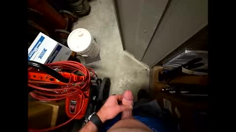 helpmestroke88 online show from November 26, 2025, 6:31 pm