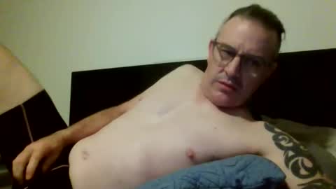 Snapshot of hempie1973 chatting on April 25, 2026, 3:09 pm hempie1973 online show from April 25, 2026, 3:09 pm