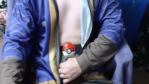 Hendrik online show from October 12, 2025, 1:48 am