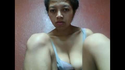 Snapshot of henitsaldy chatting on March 2, 2026, 5:08 am henitsaldy online show from March 2, 2026, 5:08 am