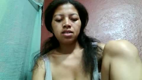 Snapshot of henitsaldy chatting on March 26, 2026, 8:03 pm henitsaldy online show from March 26, 2026, 8:03 pm