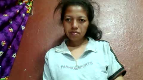 Snapshot of henitsaldy chatting on April 9, 2026, 7:36 am henitsaldy online show from April 9, 2026, 7:36 am