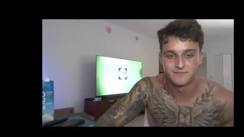 henrydesanti online show from May 6, 2026, 2:29 am