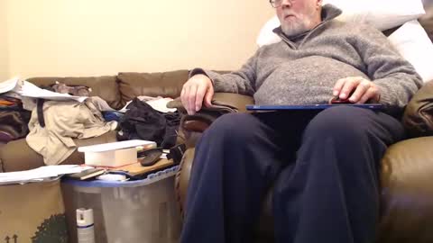 Snapshot of henryjxxx chatting on January 11, 2025, 12:12 am henryjxxx online show from January 11, 2025, 12:12 am