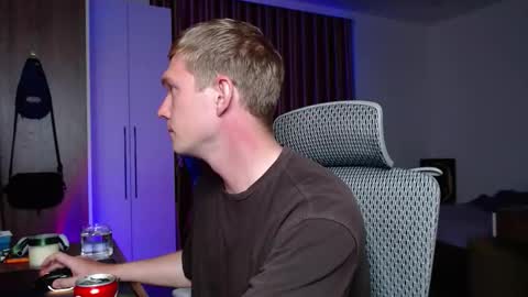 Gregblonde  Alextattoo online show from October 6, 2025, 2:14 pm