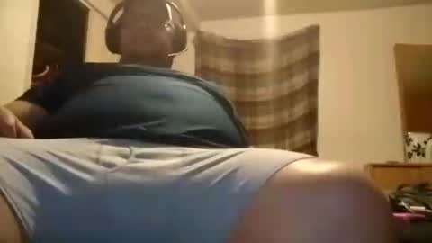 Snapshot of hereforbootyyy chatting on January 25, 2025, 8:21 am Hereforbootyyyy online show from January 25, 2025, 8:21 am