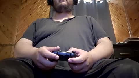 Hereforbootyyyy online show from May 17, 2026, 12:56 pm