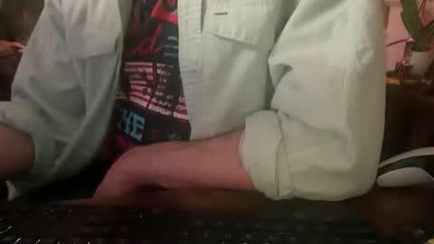 hereforonething888 online show from April 20, 2026, 4:48 am