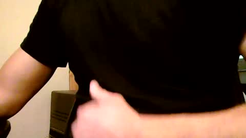 Snapshot of heretost chatting on November 20, 2025, 9:42 am mr D online show from November 20, 2025, 9:42 am