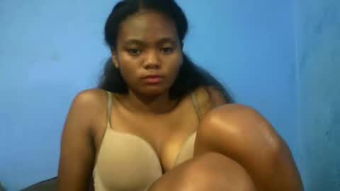 herisse01 online show from April 8, 2026, 1:05 am