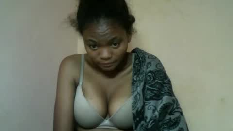 herisse01 online show from May 15, 2026, 11:23 pm