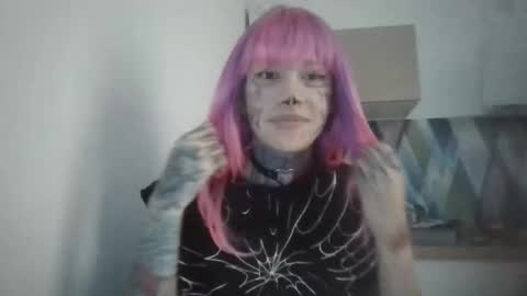 SatanGirl online show from December 17, 2025, 11:38 am