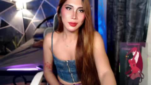 Snapshot of herrafoxx chatting on May 26, 2026, 8:27 pm Davey online show from May 26, 2026, 8:27 pm