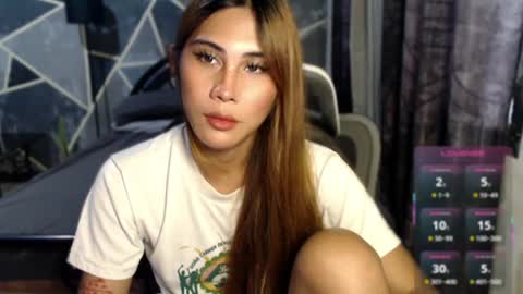Snapshot of herrafoxx chatting on June 11, 2026, 1:27 am Davey online show from June 11, 2026, 1:27 am