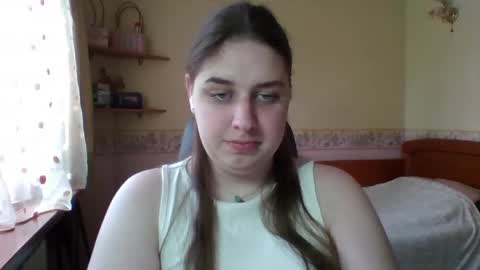 Snapshot of hess_luna_ chatting on April 24, 2026, 9:01 am hess_luna_ online show from April 24, 2026, 9:01 am