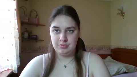 Snapshot of hess_luna_ chatting on May 8, 2026, 9:03 am hess_luna_ online show from May 8, 2026, 9:03 am