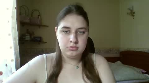 Snapshot of hess_luna_ chatting on May 19, 2026, 9:04 am hess_luna_ online show from May 19, 2026, 9:04 am