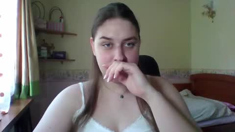Snapshot of hess_luna_ chatting on May 25, 2026, 9:04 am hess_luna_ online show from May 25, 2026, 9:04 am