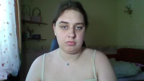 Snapshot of hess_luna_ chatting on July 10, 2026, 9:01 am hess_luna_ online show from July 10, 2026, 9:01 am