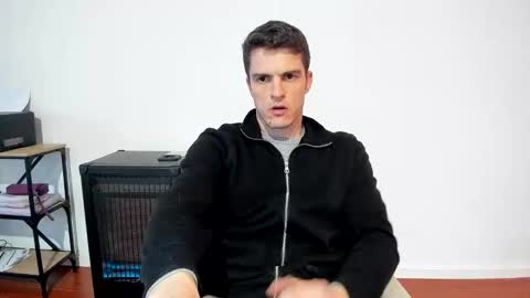 heterooli online show from March 9, 2026, 5:17 pm