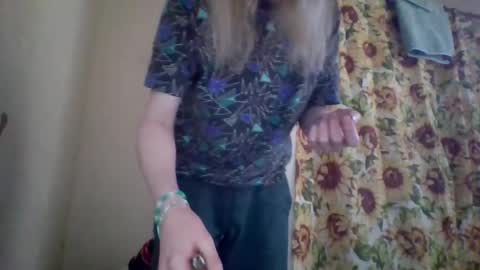 hey_mikky online show from March 9, 2025, 2:43 pm