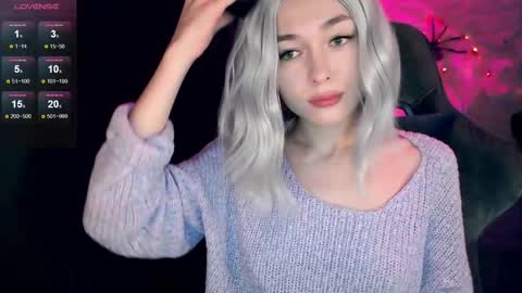  Nora  online show from November 24, 2025, 1:38 am