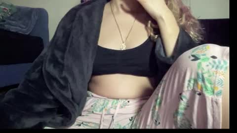 Blue  online show from January 8, 2026, 6:48 am