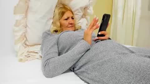 Snapshot of heyheygrey chatting on March 2, 2025, 1:04 am Heyheygrey online show from March 2, 2025, 1:04 am