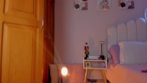 Martina Ricci Show schedule Monday to Friday 8am colombia time I work some weekends  online show from December 17, 2025, 1:50 pm