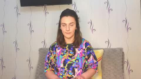 Heyy baddie online show from April 25, 2026, 1:03 pm