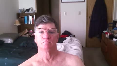Snapshot of hg99too chatting on May 4, 2026, 2:35 pm hg99too online show from May 4, 2026, 2:35 pm