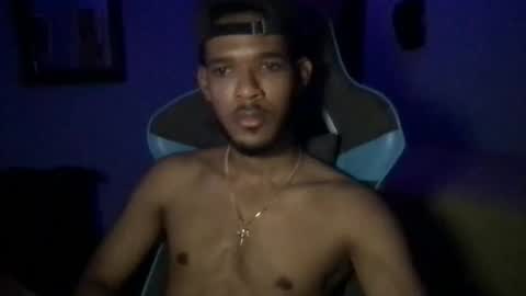 hhotcrazy online show from September 13, 2025, 7:08 am