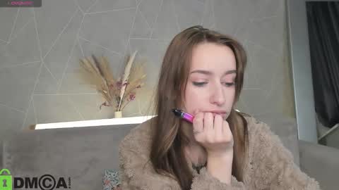 Snapshot of hi__karu chatting on January 15, 2026, 1:10 am Karu online show from January 15, 2026, 1:10 am