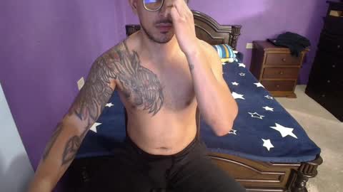 Snapshot of hidenbook chatting on January 8, 2025, 5:15 pm Hiden online show from January 8, 2025, 5:15 pm