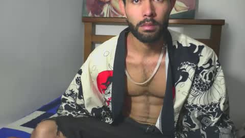 Snapshot of hideonbush051 chatting on February 18, 2026, 12:56 pm hideonbush online show from February 18, 2026, 12:56 pm