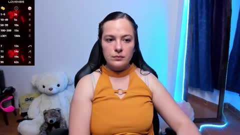 Snapshot of hidianapaola chatting on February 11, 2025, 12:17 am Diana online show from February 11, 2025, 12:17 am