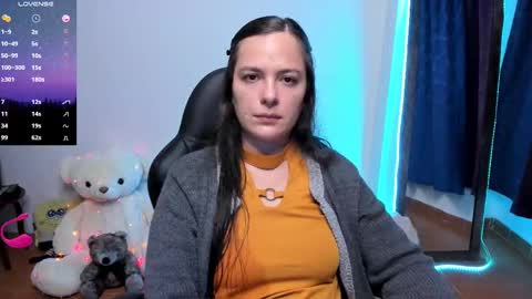 Snapshot of hidianapaola chatting on February 12, 2025, 12:58 am Diana online show from February 12, 2025, 12:58 am