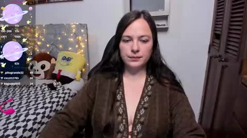 Snapshot of hidianapaola chatting on March 10, 2025, 4:07 am Diana online show from March 10, 2025, 4:07 am