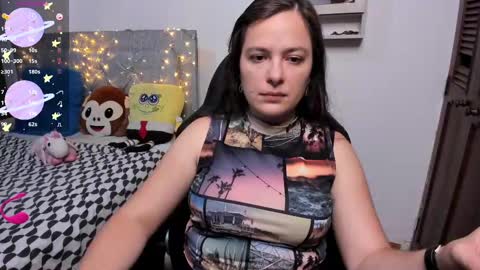 Snapshot of hidianapaola chatting on March 11, 2025, 12:54 am Diana online show from March 11, 2025, 12:54 am