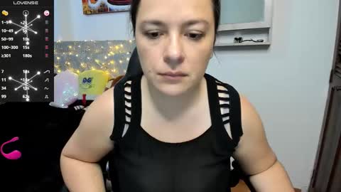 Snapshot of hidianapaola chatting on November 9, 2025, 5:55 pm Diana online show from November 9, 2025, 5:55 pm