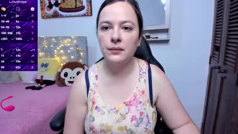 Snapshot of hidianapaola chatting on November 26, 2025, 5:25 pm Diana online show from November 26, 2025, 5:25 pm