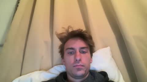 Snapshot of highvolatageusa chatting on February 1, 2026, 3:27 am Drake online show from February 1, 2026, 3:27 am