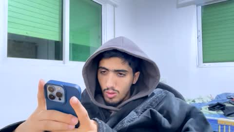 hihi9697 online show from December 15, 2025, 10:47 pm